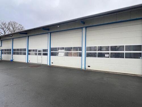 Foto - Gewerbehalle zu vermieten ! - 2.250,00&nbsp;EUR Kaltmiete, ca.&nbsp; 4,50&nbsp;m&sup2;