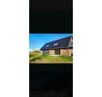 Helle- Neubau- Wohnung mit viel Licht - Lunden