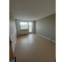 Bezugsfertige 3-Zimmer-Wohnung mit ruhiger Lage und grünen Ausblick - Roßleben-Wiehe
