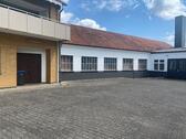 Foto - Lagerhalle, Büroraum plus Dachbodenfläche in Detmold zu verm. !!!