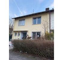 Ein 7 Zimmer Haus in Köln Porz Urbach mit eigenem Garten