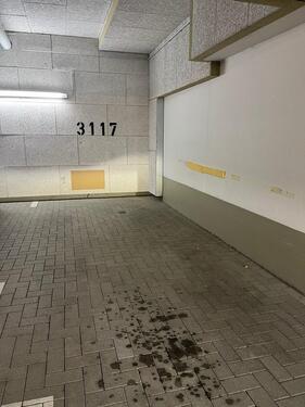 Foto - Tiefgaragenstellplatz in München-Aubing