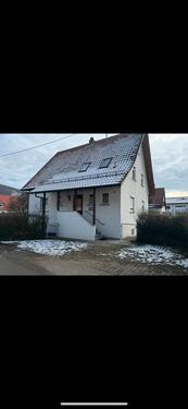 Foto - Zweifamilienhaus in Schelkingen zu verkaufen.
