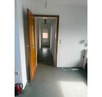 1.Wg Zimmer in einem Haus - 575,00&nbsp;EUR Kaltmiete, ca.&nbsp; 20,00&nbsp;m&sup2; in Freiburg im Breisgau (PLZ: 79111) Lehen