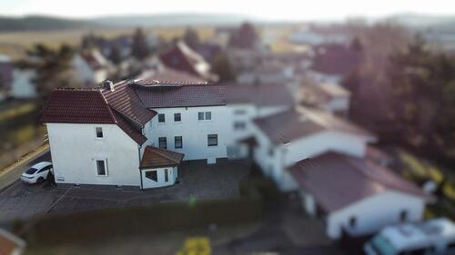 Foto - 6 Zimmer Mehrfamilienhaus, Wohnhaus in Ilmenau