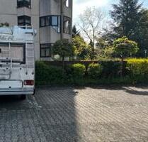 Stellplatz für PKW Wohnwagen Wohnmobil - Brühl