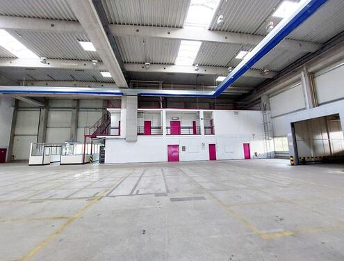 Foto - AGER-LOGISTIKHALLE MIT BÜRO – 8 M HOCH, TEILBAR & FLEXIBEL!*