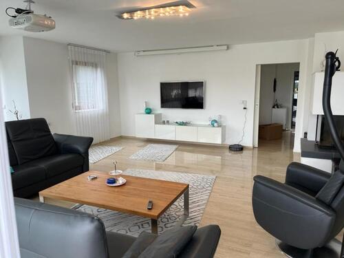 Foto - Luxuriöse 5 Zimmer-EG-Wohnung, inkl. EBK, Kamin, Balkon, Terrasse