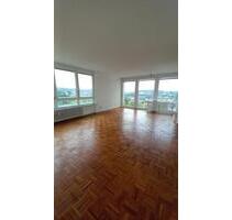 Lichtdurchflutete 3-Zi-WGH Panoramablick Wetzlar barrierefr. Aufz