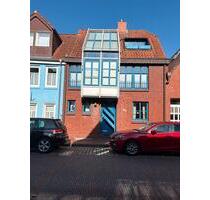 Lichtdurchflutetes Reihenmittelhaus an den Wallanlagen in Emden Klein-Faldern