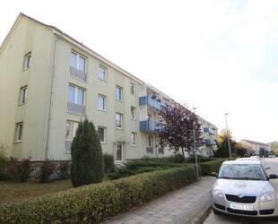 Erstbezug nach Badsanierung - 419,00&nbsp;EUR Kaltmiete, ca.&nbsp; 53,40&nbsp;m&sup2; in Neubrandenburg (PLZ: 17033)