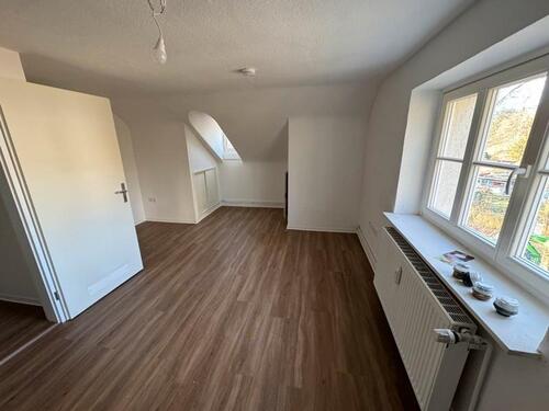 Foto - 1.5 Zimmer Dachgeschoßwohnung zur Miete in Frankfurt am Main