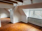 Foto - DG-Wohnung mit Galerie: ca.120m² Bodenfläche (84,04m² Wohnfläche)