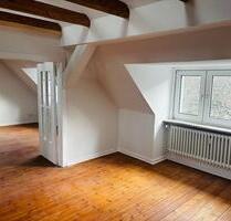 DG-Wohnung mit Galerie: ca.120m² Bodenfläche (84,04m² Wohnfläche) - Kiel