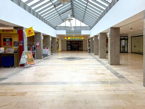 Foto - Gewerbefläche 55 m², EG, Schaufenster zur Fußgängerzone - die ersten Monate mietfrei