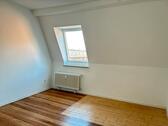 Foto - 3.5 Zimmer Dachgeschoßwohnung zur Miete in Kiel