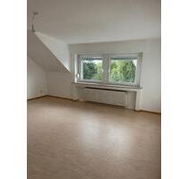 Demnächst frei! Charmante Dachgeschosswohnung mit 92 m2 - Oberhausen Rothebusch