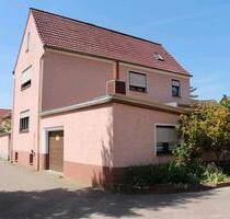 Einfamilienhaus - 140.000,00&nbsp;EUR Kaufpreis, ca.&nbsp; 120,00&nbsp;m&sup2; in Bad Frankenhausen/Kyffhäuser (PLZ: 06567)