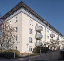 Ihr neues Zuhause: helle 3-Zimmer-Wohnung mit Wohlfühlgarantie - Esslingen am Neckar Oberesslingen