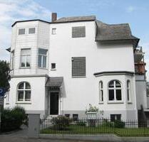 Schöne u. große 2,5 Zi. Altbauwohnung in Gerichtsnähe - Lübeck Sankt Gertrud