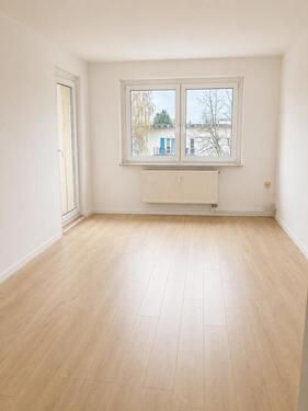 Foto - Frisch renovierte 3-Raumwohnung mit Balkon, 2.OG, Müllrose