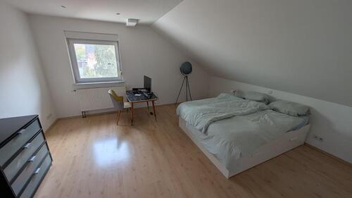 Foto - 2.5 Zimmer Dachgeschoßwohnung in Bubenreuth