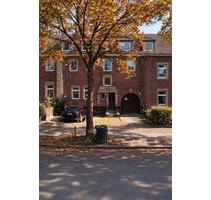 5-Zimmer-Dachgeschosswohnung am Stadtgarten in Neuss