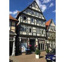 **Celle - Charmante 4-Zimmer Altbauwohnung in der Celler Altstadt mit EBK**