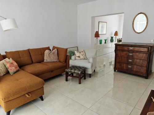 Foto - PROVISIONSFREI AUFWENDIG RENOVIERTE MÖBLIERTE 3 ZIMMERWOHNUNG BALKON EBK BAD WESTEND OBERLINDAU FUSSLÄUFIG ALTE OPER BANKENVIERTEL GRÜNEBURGWEG U BAHNEN ROTSCHILDPARK