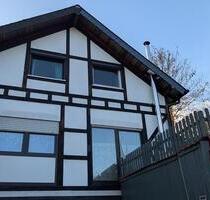 5-Zimmer-Maisonette-Eigentumswohnung mit Garten und Carport - Windeck