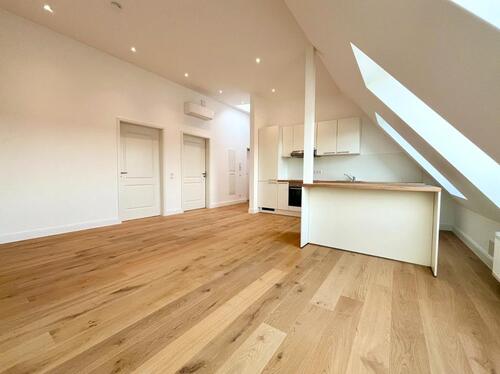 Foto - 3 Zimmer Dachgeschoßwohnung zur Miete in Berlin