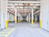 Foto - Große Halle mit Rolltor und ebener Andienung – 247 Zugang, ab 2 EURm²!*