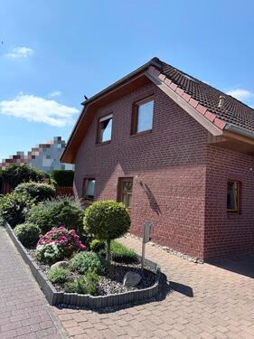 Foto - *Warteliste* Einfamilienhaus mit Garten, Garage & Solaranlage
