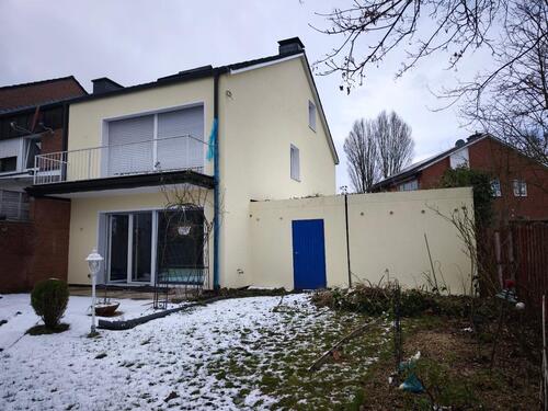 Foto - Haus zur Miete ab. 01.04.2026 - 1.700,00&nbsp;EUR Kaltmiete, ca.&nbsp; 150,00&nbsp;m&sup2;