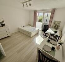 Möbliert wohnen: Zentrale 1-Zimmer-Wohnung mit Terrasse in Lüneburg