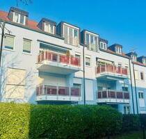 3-Zimmer-Wohnung mit Balkon, Aufzug & 2 Stellplätzen Schweinfurt 3-Zimmer-Wohnung mit Balkon, Aufzug & 2 Stellplätzen Schweinfurt