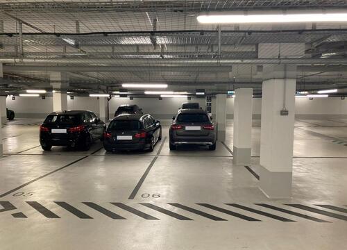 Foto - Tiefgaragen Parkplätze im T1 an der Donnersberger Brücke zu vermieten!