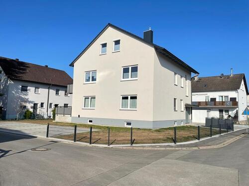 Foto - Moderne 2,5-Zimmer-Wohnung in Strullendorf (provisionsfrei)