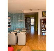 Außergewöhnliche 2,5 Zimmer Maisonette Wohnung in Erfurt-Hochheim