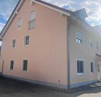 3 Zimmer Wohnung in Hepberg mit Balkon, Garage und Stellplatz