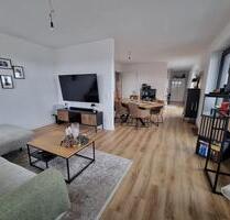 Schöne, neuwertige Penthousewohnung in ruhiger Siedlungslage von Damme