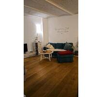 Schöne sanierte 1-Zimmer-Wohnung mit Terrasse in eigenständigem H - Wiesbaden Nordost Schöne sanierte 1-Zimmer-Wohnung mit Terrasse in eigenständigem H - Wiesbaden Nordost