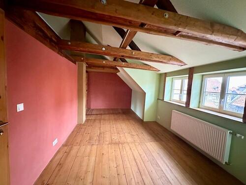 Foto - Charmante 2,5-Zimmer-Dachgeschosswohnung