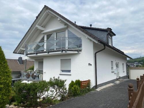 Foto - Dachgeschoss-Wohnung - 969,00 EUR Kaltmiete,