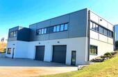 Foto - Gewerbe Büro Produkte Halle zu Mieten in Top Lange ‼️ Sehr Modern