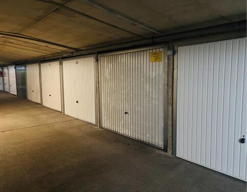 Foto - Garage in Laatzen trocken, sicher & mit Strom!