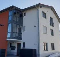 3 Zimmerwohnung mit Balkon, Keller, Garage und Stellplatz - Neukirchen vorm Wald