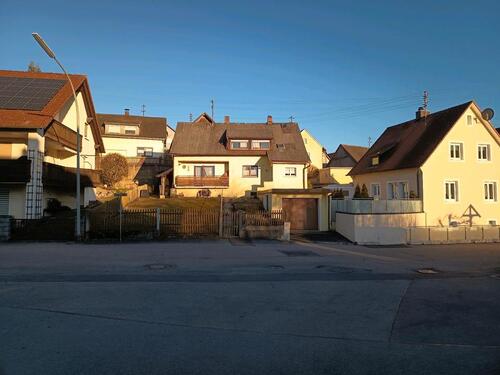 Foto - Einfamilienhaus - 75.000,00&nbsp;EUR Kaufpreis, ca.&nbsp; 160,00&nbsp;m&sup2;