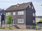 Foto - Immobilie Haus mit zwei separaten Wohneinheiten und großen Garten