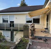 Einfamilienhaus mit Einliegerwohnung in schöner Randlage - Wallhausen
